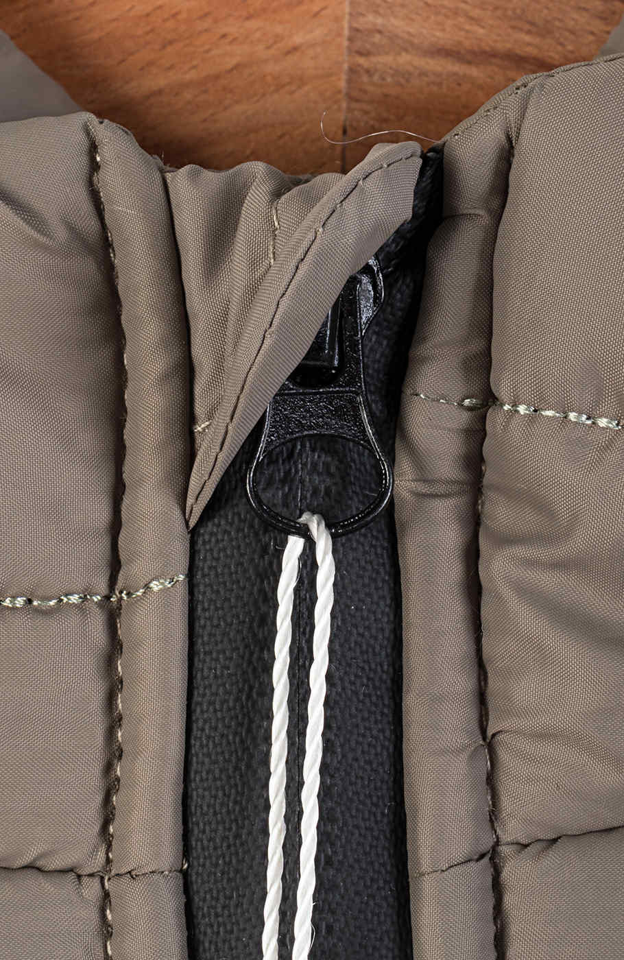 کاپشن پافر شمعی راه راه