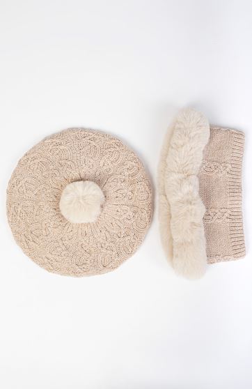 کلاه بره و رینگ بافت لبه خزه دار