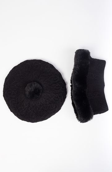 کلاه بره و رینگ بافت لبه خزه دار