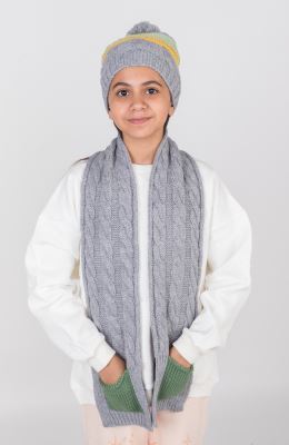 کلاه و شال بافت با خطوط رنگی