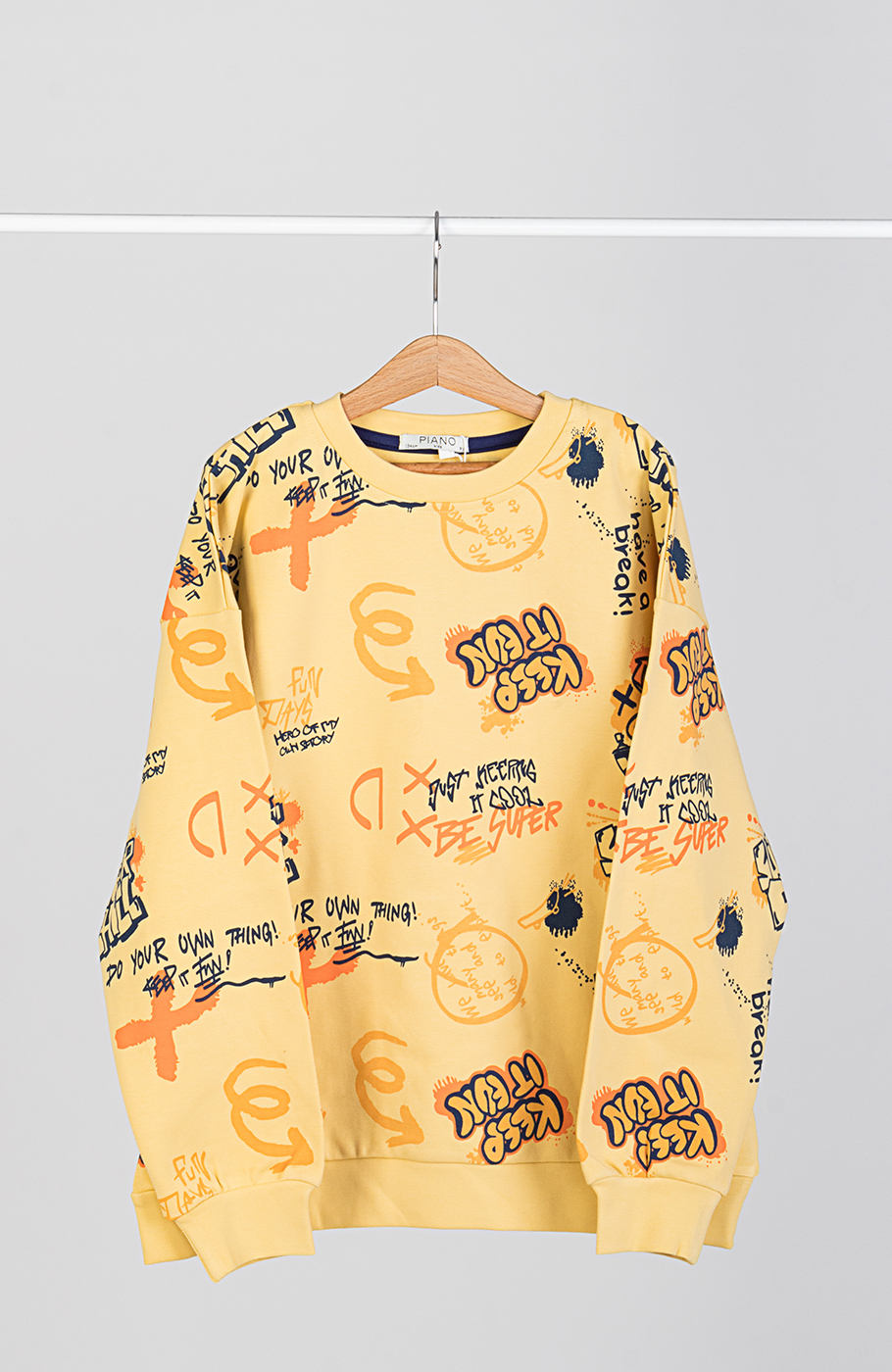 بلوز فاینریب آستین افتاده تمام چاپ