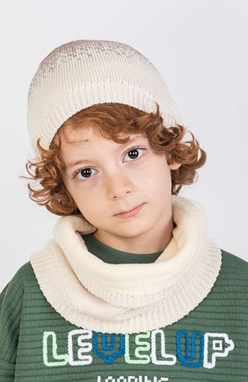 کلاه و رینگ بافت طرح پیکسل