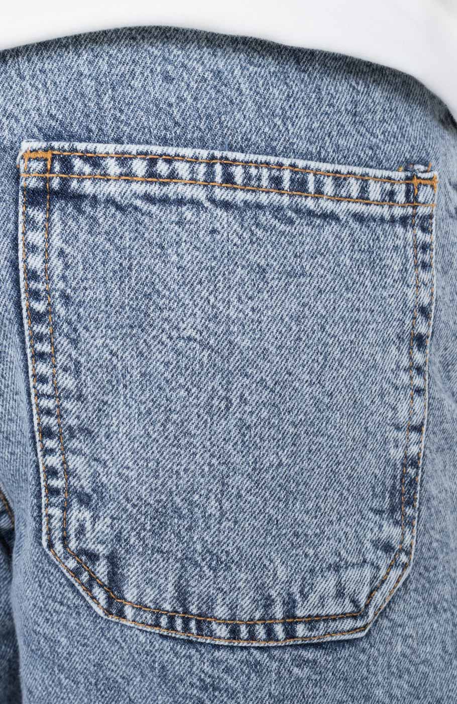 شلوار جین کمر کش و دکمه دار