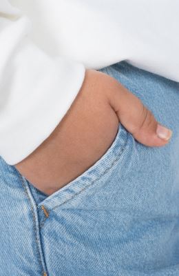 شلوار جین کمر کش و دکمه دار