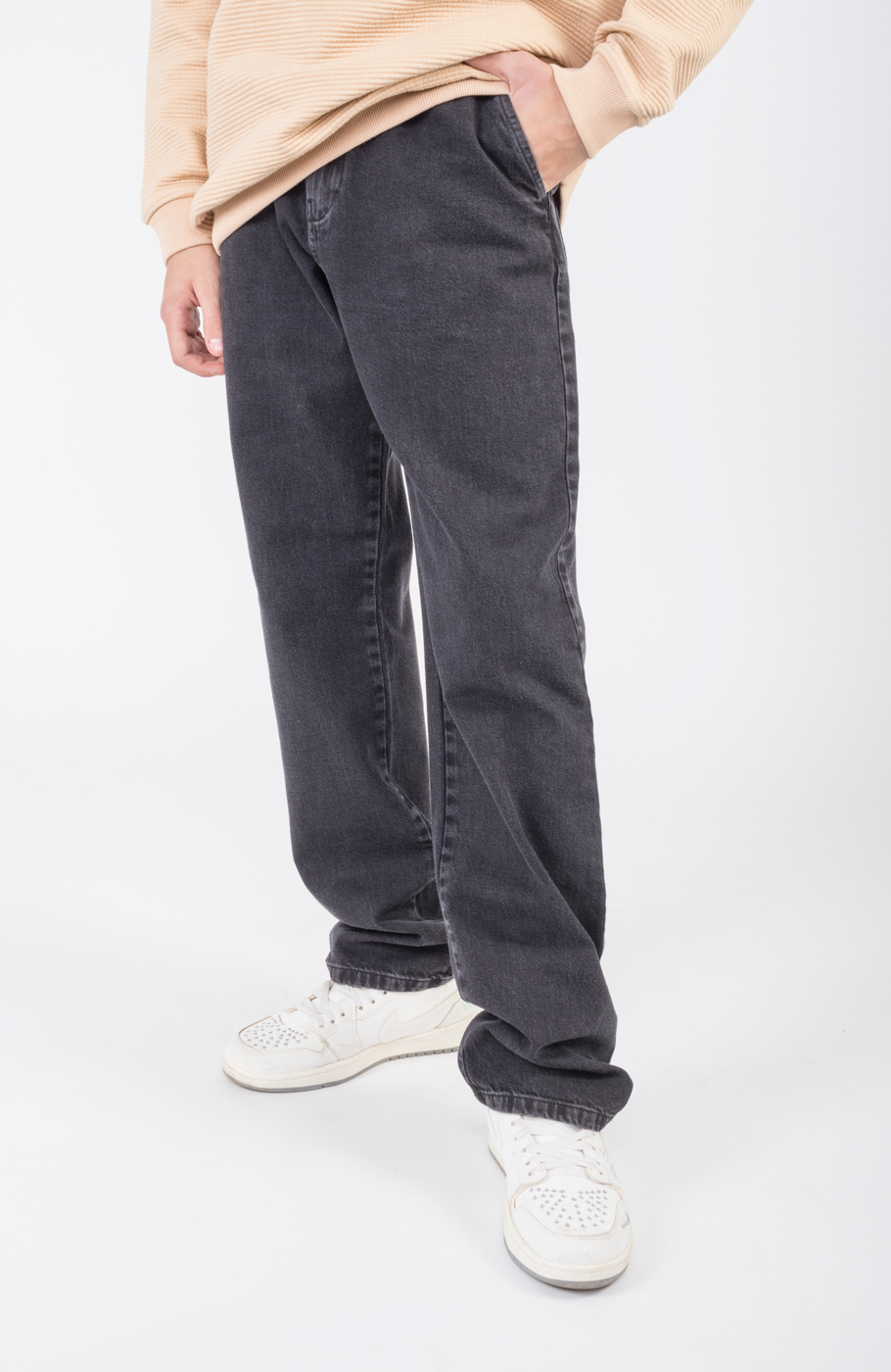 شلوار جین کمر کش و دکمه دار