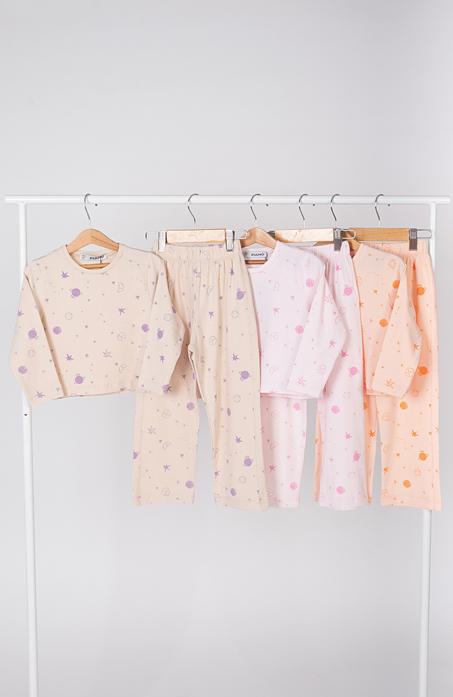 بلوز و شلوار یکرو لایکرا خواب