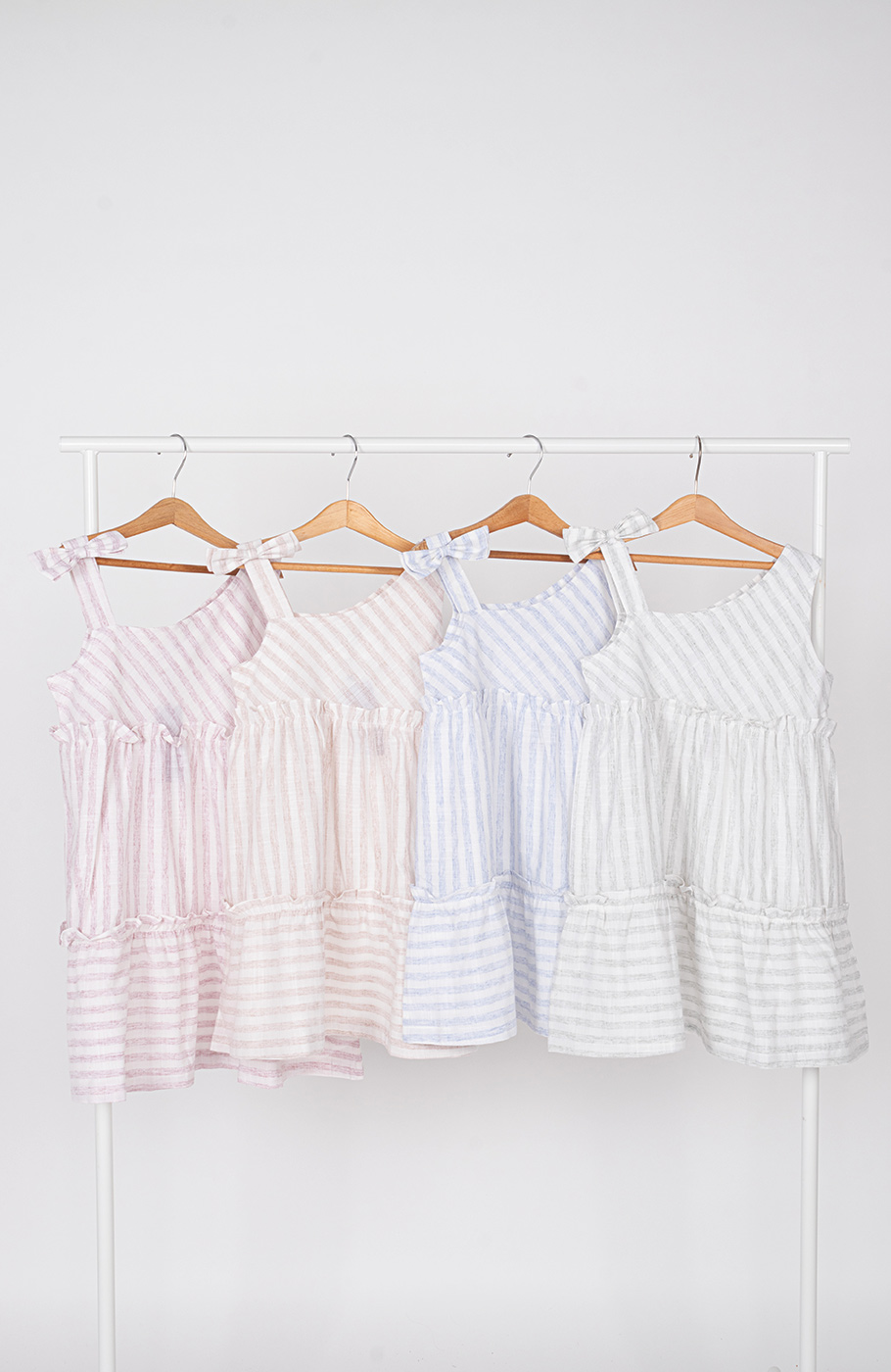 پیراهن ساده بافت راه راه یقه رومی