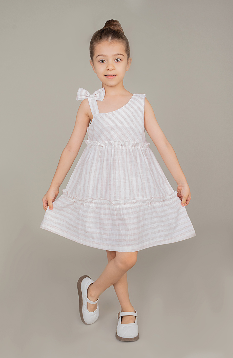 پیراهن ساده بافت راه راه یقه رومی