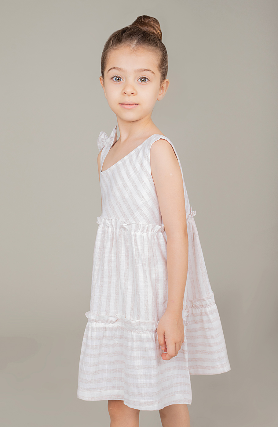 پیراهن ساده بافت راه راه یقه رومی