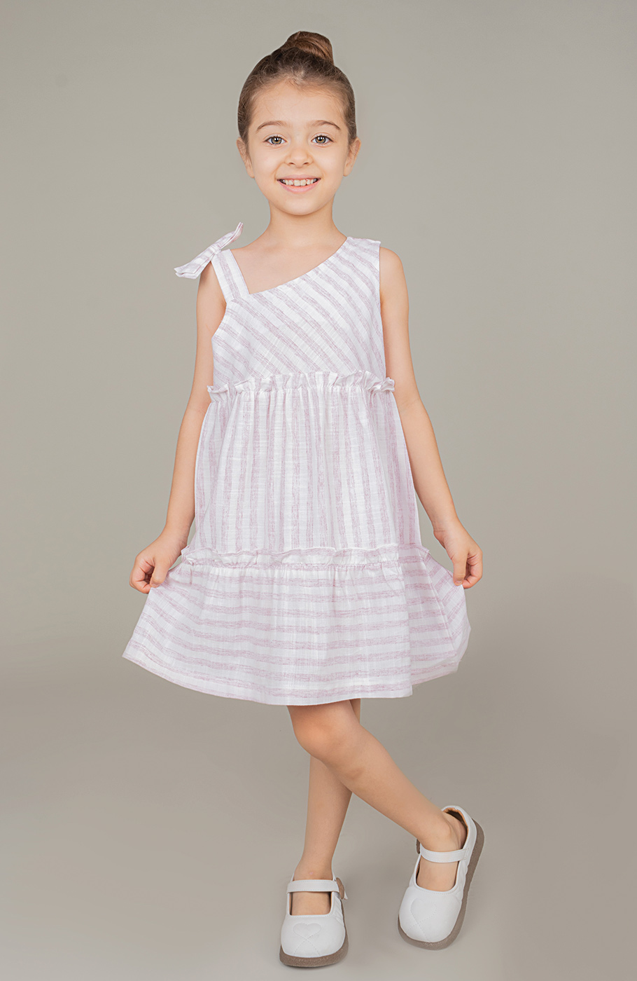 پیراهن ساده بافت راه راه یقه رومی