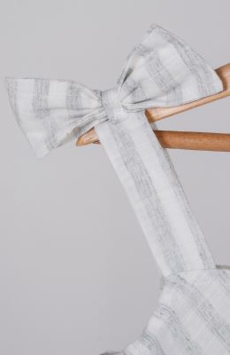 پیراهن ساده بافت راه راه یقه رومی