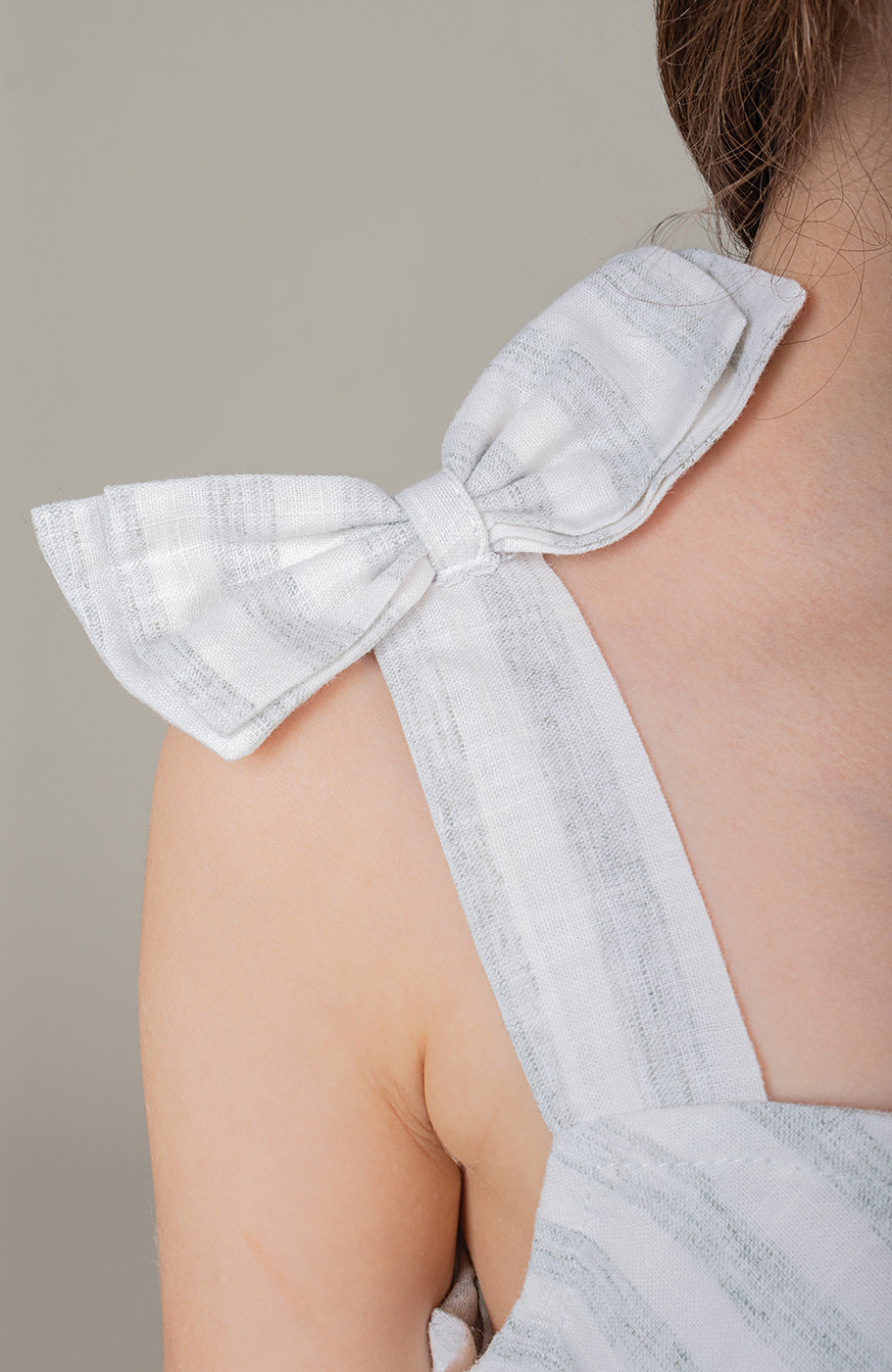 پیراهن ساده بافت راه راه یقه رومی