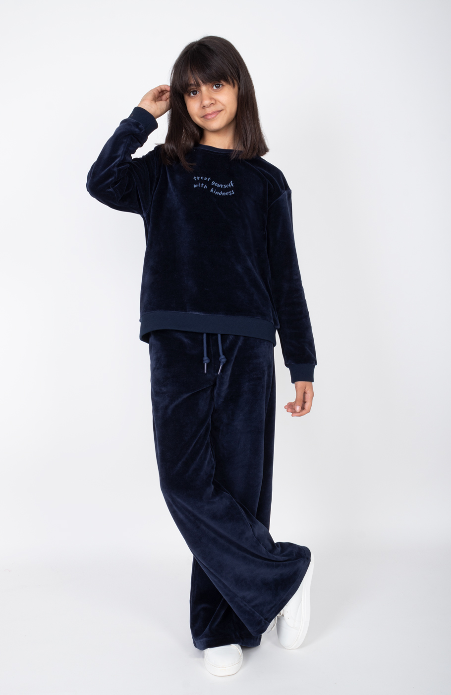 بلوز مخمل آستین افتاده (ست با کد 10700)