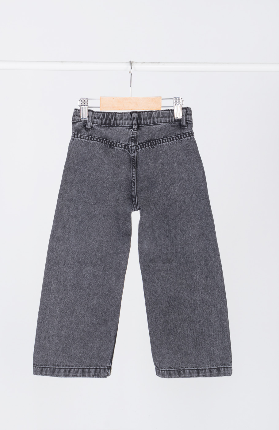 شلوار جین بگی جلو جیب دار 