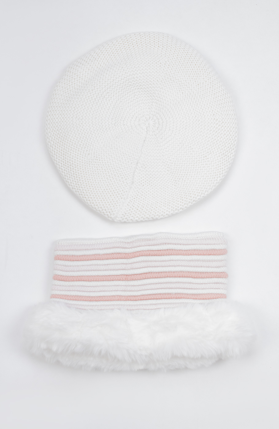 کلاه بره و رینگ بافت لبه خزه دار