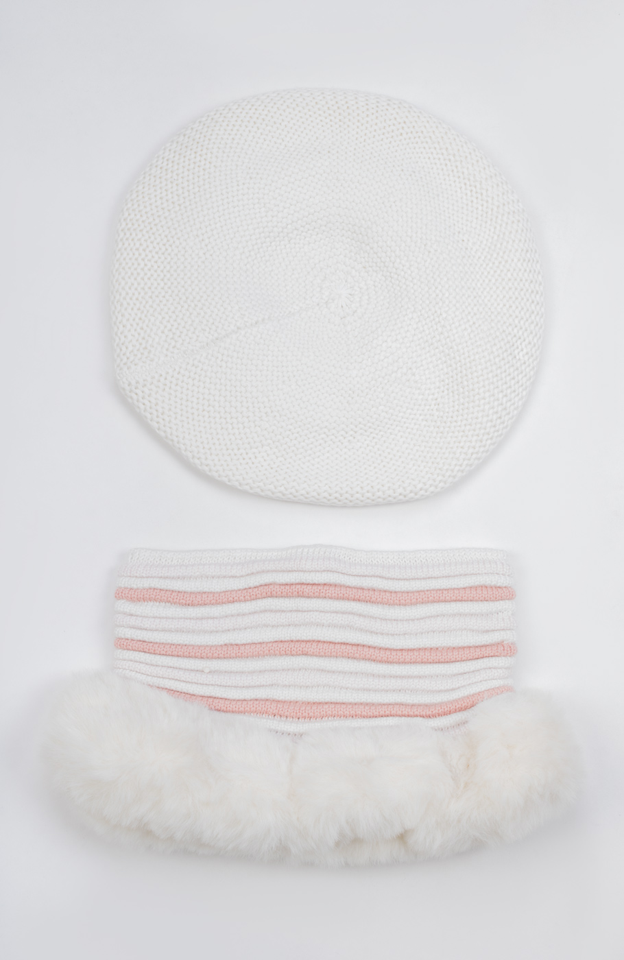 کلاه بره و رینگ بافت لبه خزه دار