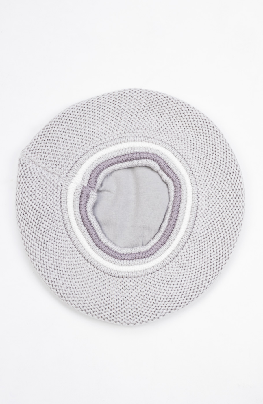 کلاه بره و رینگ بافت لبه خزه دار