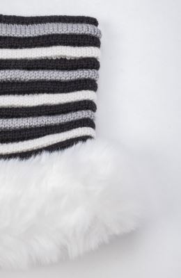 کلاه بره و رینگ بافت لبه خزه دار