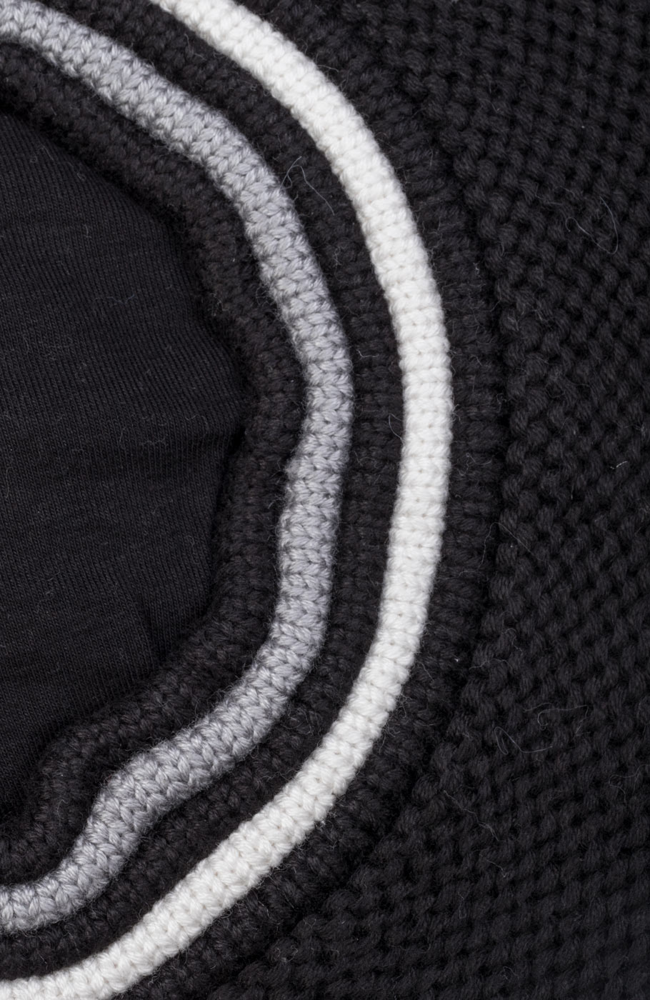 کلاه بره و رینگ بافت لبه خزه دار