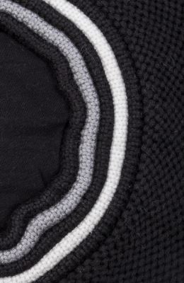 کلاه بره و رینگ بافت لبه خزه دار