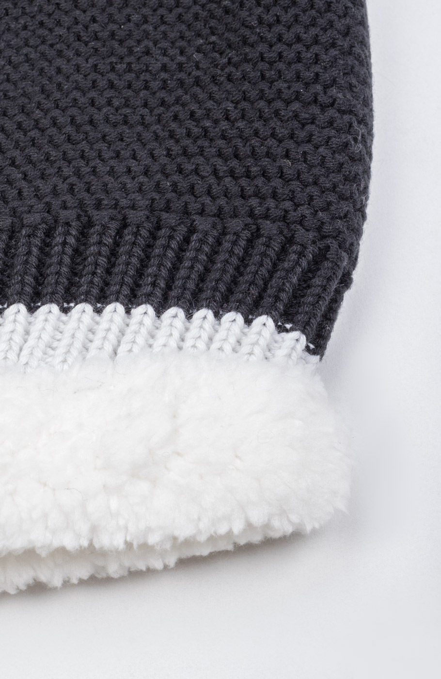 کلاه دو گوش و رینگ بافت