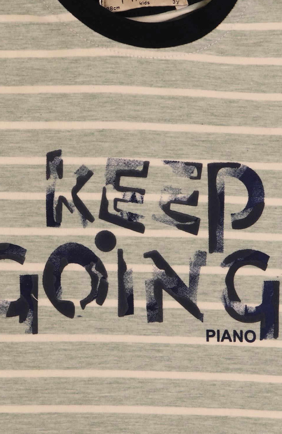 بلوز یکرو لایکرا ملانژ رنگی راه راه