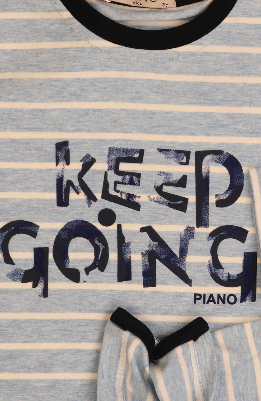 بلوز یکرو لایکرا ملانژ رنگی راه راه