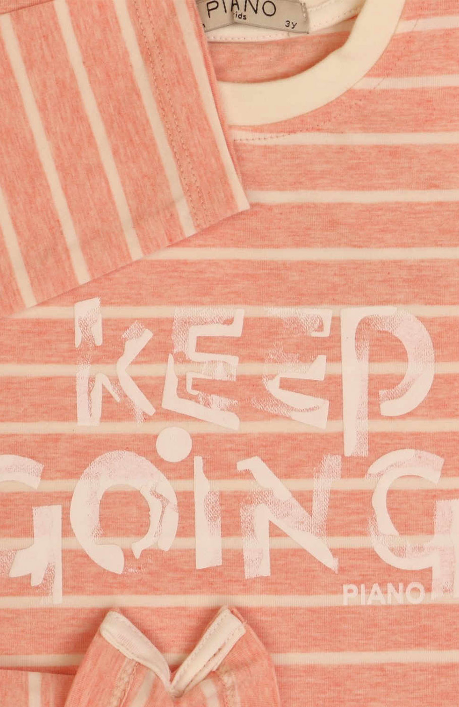 بلوز یکرو لایکرا ملانژ رنگی راه راه