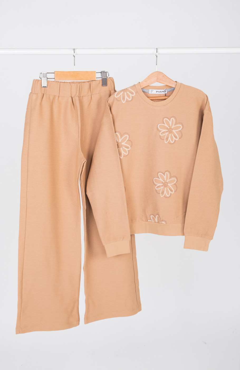 بلوز یکرو پنبه کبریتی آستین افتاده(ست با کد 10706)