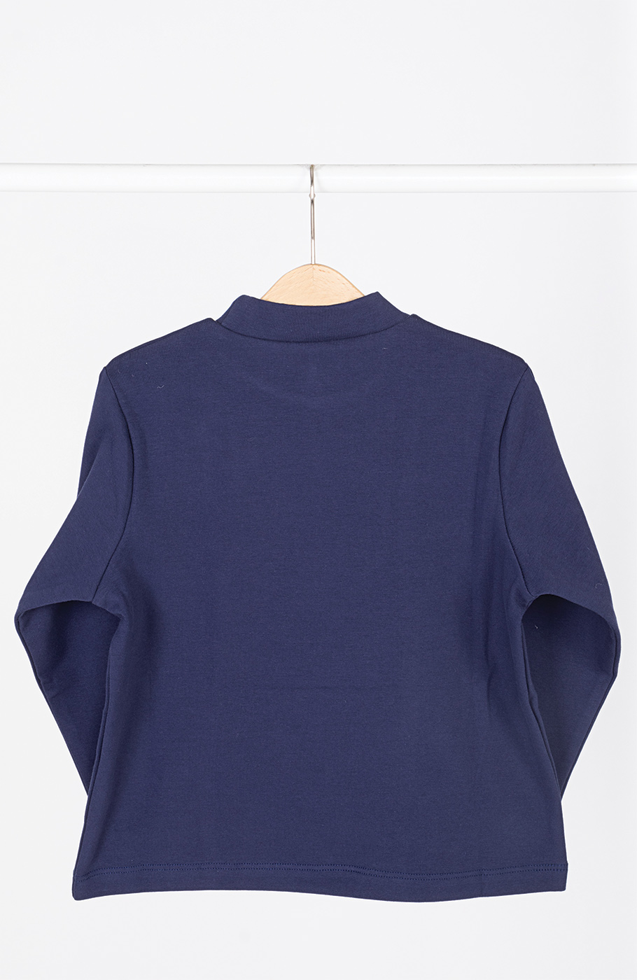 بلوز فاینریب یقه سه سانت فاقد جنسیت