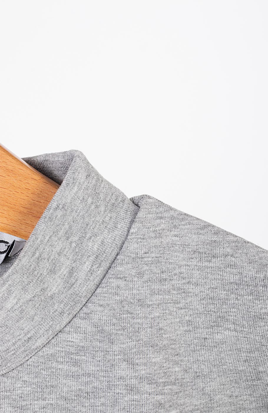 بلوز فاینریب یقه سه سانت فاقد جنسیت