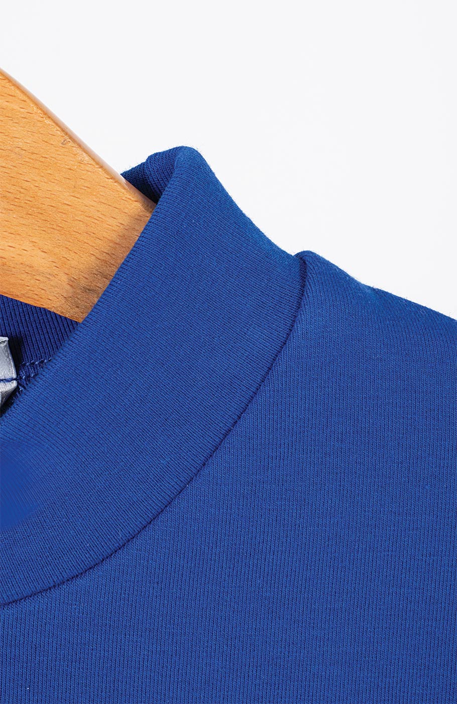 بلوز فاینریب یقه سه سانت فاقد جنسیت