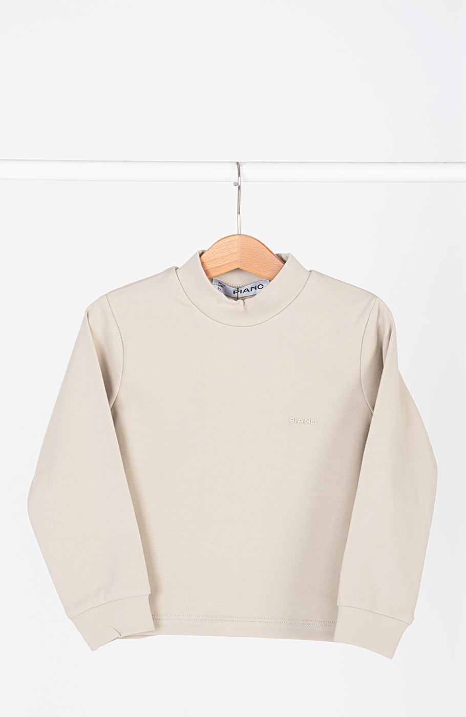 بلوز فاینریب یقه سه سانت فاقد جنسیت