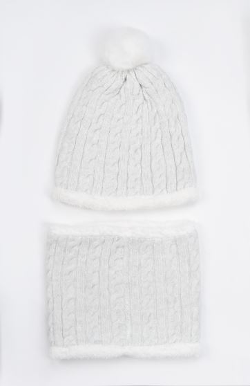 کلاه و رینگ بافت لبه خزه دار