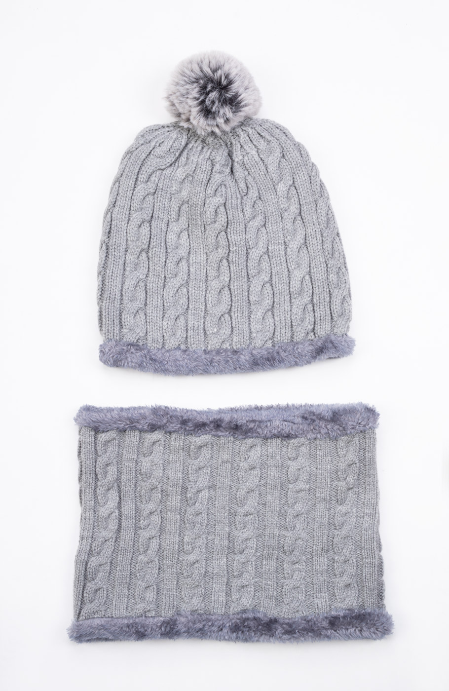 کلاه و رینگ بافت لبه خزه دار