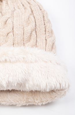 کلاه و رینگ بافت لبه خزه دار