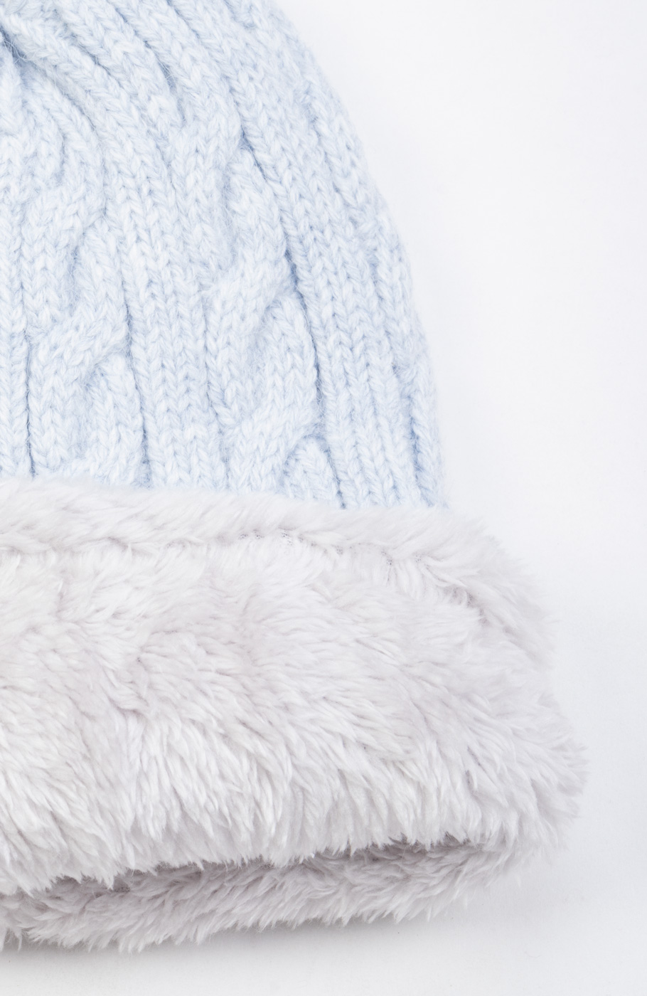 کلاه و رینگ بافت لبه خزه دار