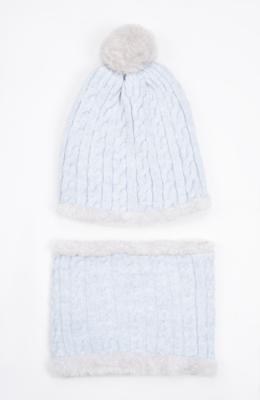 کلاه و رینگ بافت لبه خزه دار