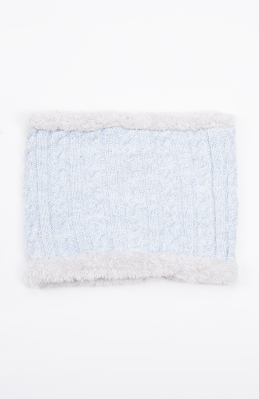 کلاه و رینگ بافت لبه خزه دار