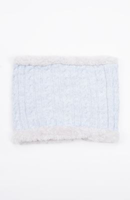 کلاه و رینگ بافت لبه خزه دار