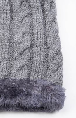 کلاه و رینگ بافت لبه خزه دار