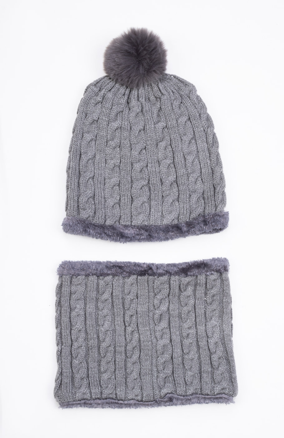 کلاه و رینگ بافت لبه خزه دار