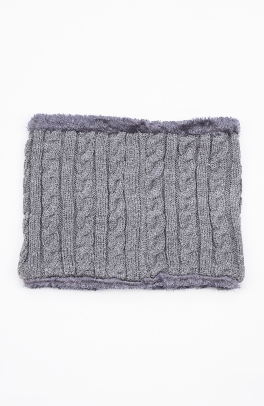 کلاه و رینگ بافت لبه خزه دار