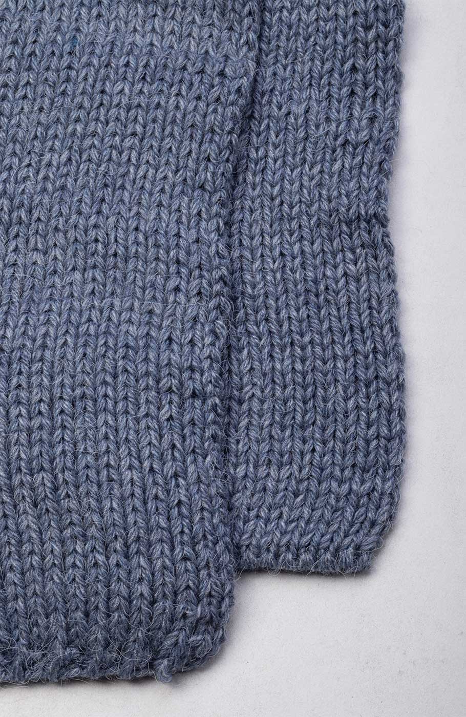 کلاه خرسی و شال بافت