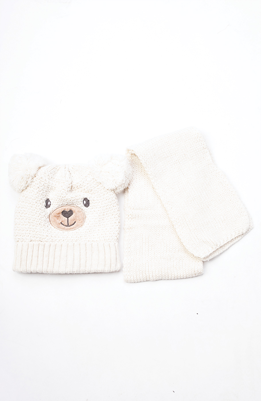 کلاه خرسی و شال بافت