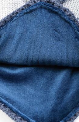 کلاه راه راه دو رنگ و شال بافت