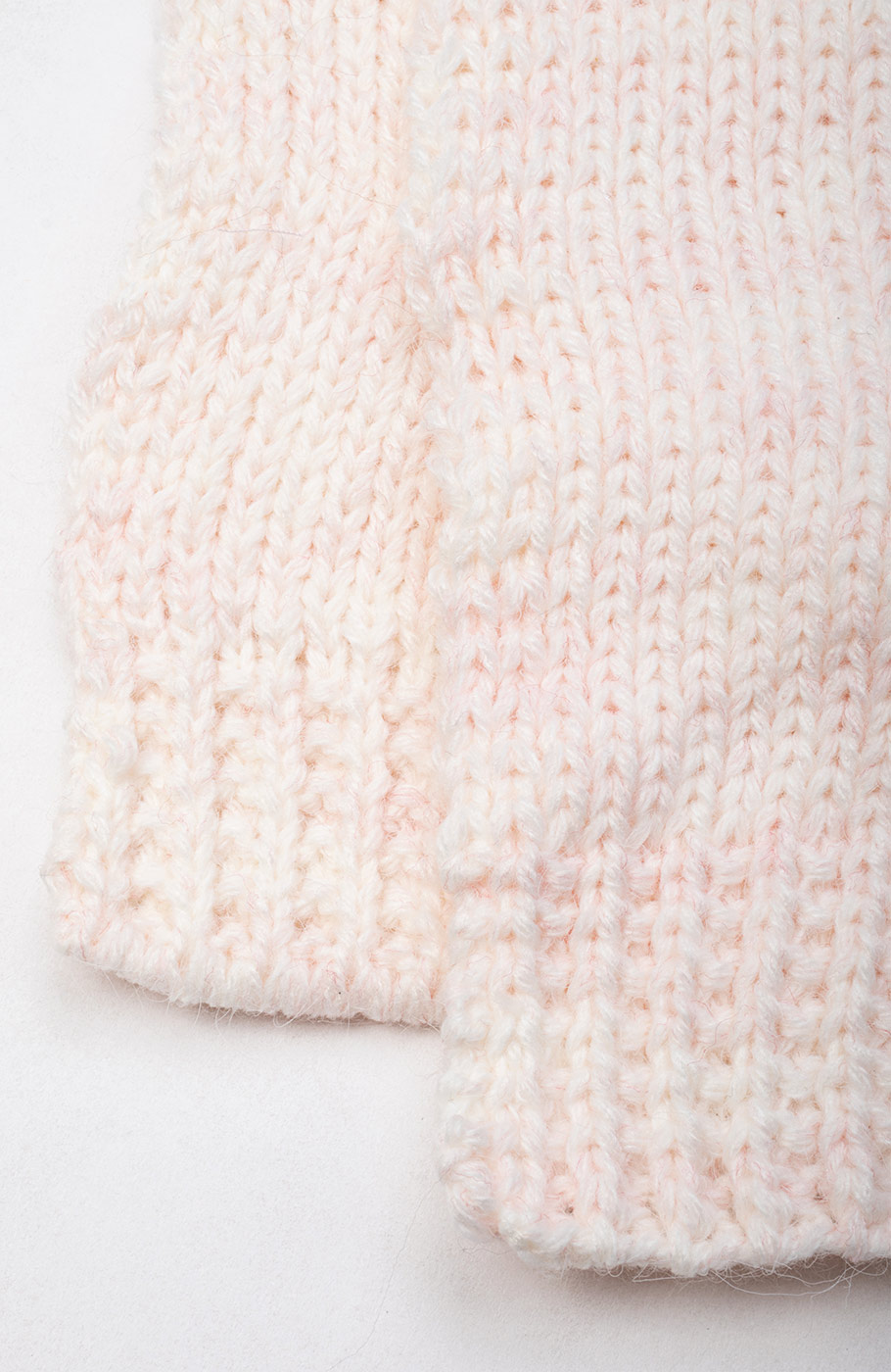 کلاه گلدار و شال بافت